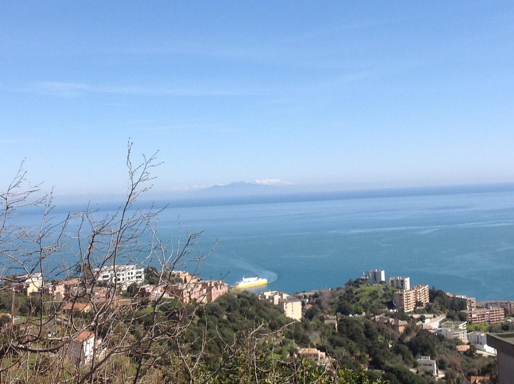 Pergola Apartment Bastia (Corsica)